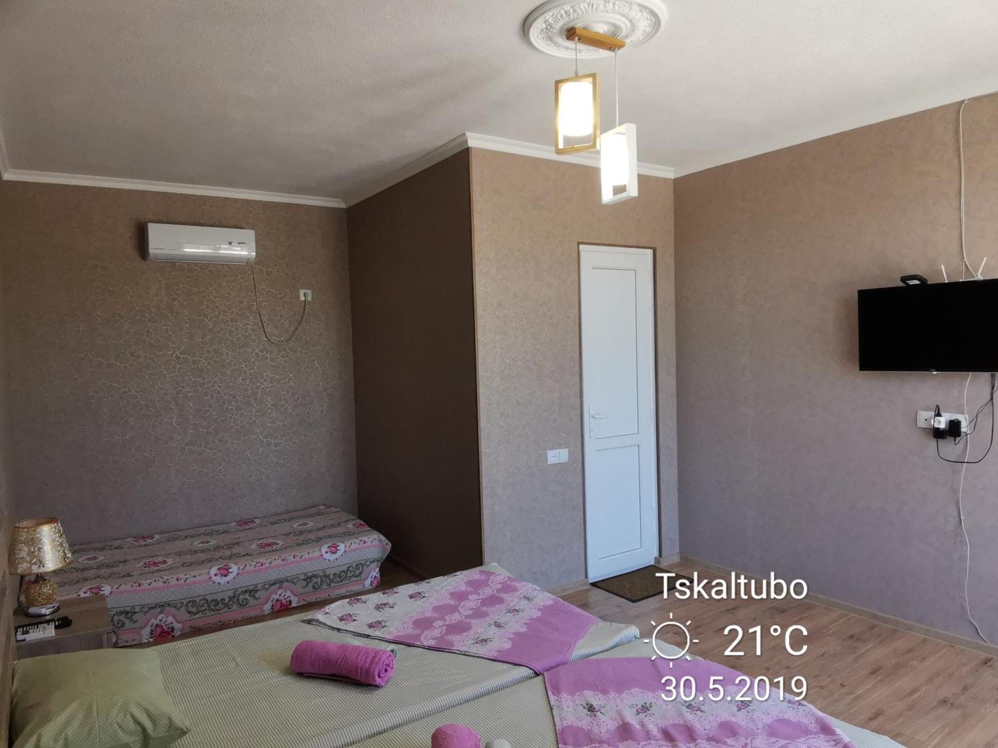 Villa Platinum Tsqaltubo Exteriör bild