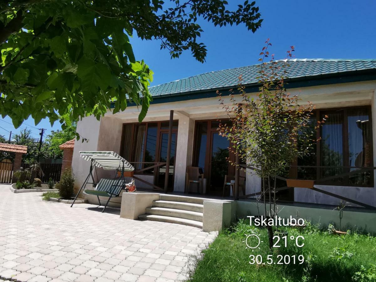 Villa Platinum Tsqaltubo Exteriör bild